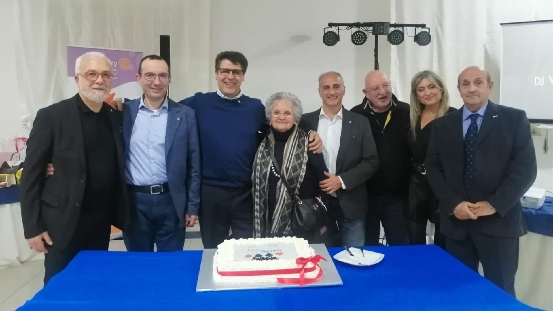 Il Rotary Club di Castrovillari sostiene i giovani in difficoltà