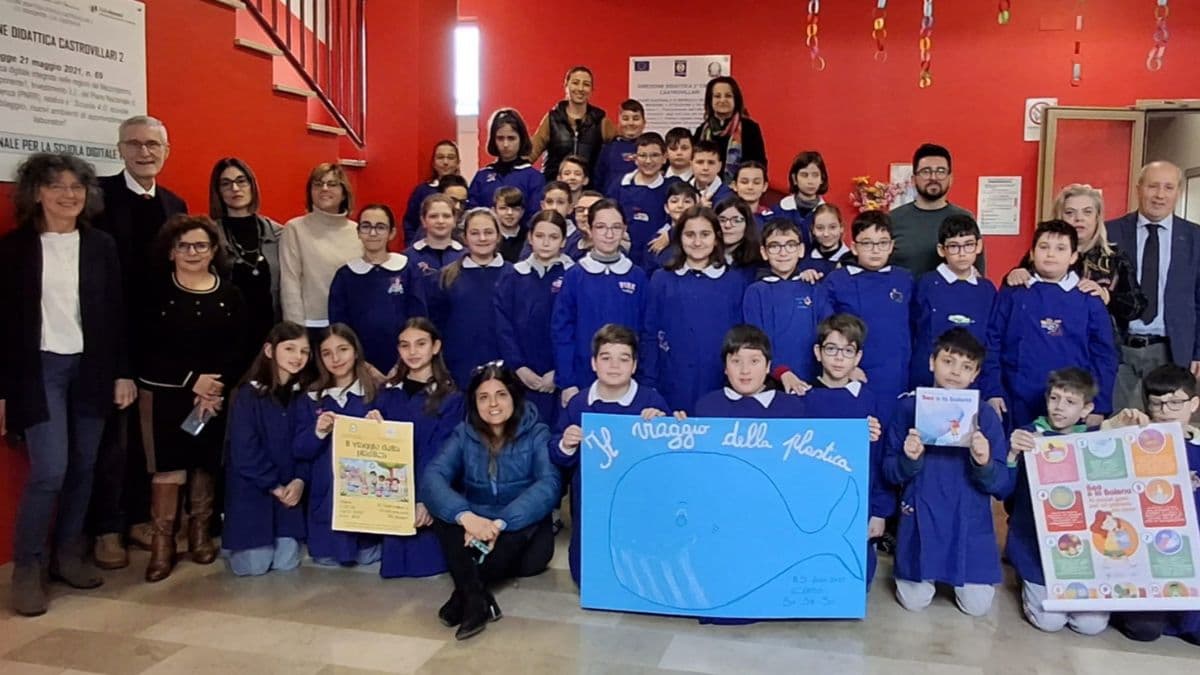 Grande interesse per l'incontro "Il viaggio della plastica" nella scuola SS Medici di Castrovillari