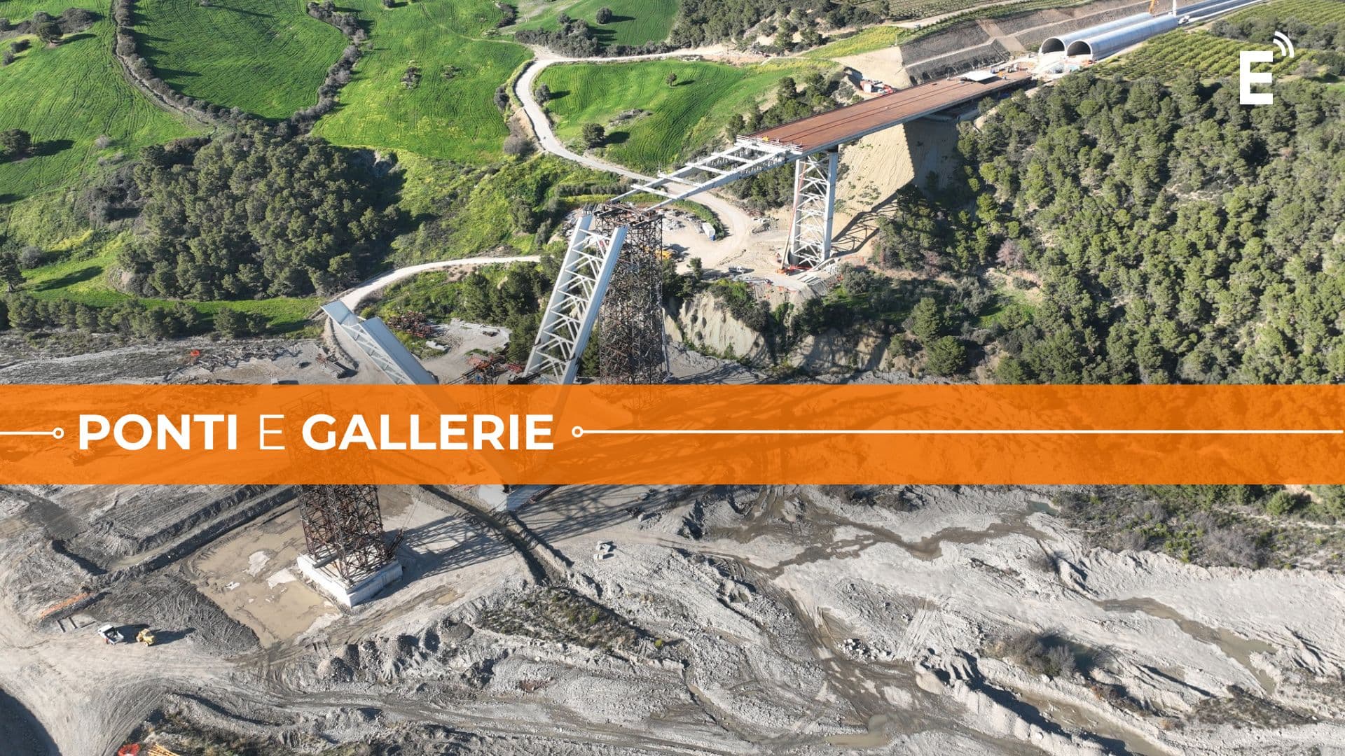 C'è fermento lungo i 38 km della Sibari-Roseto, lavori ormai al 70% | FOTO