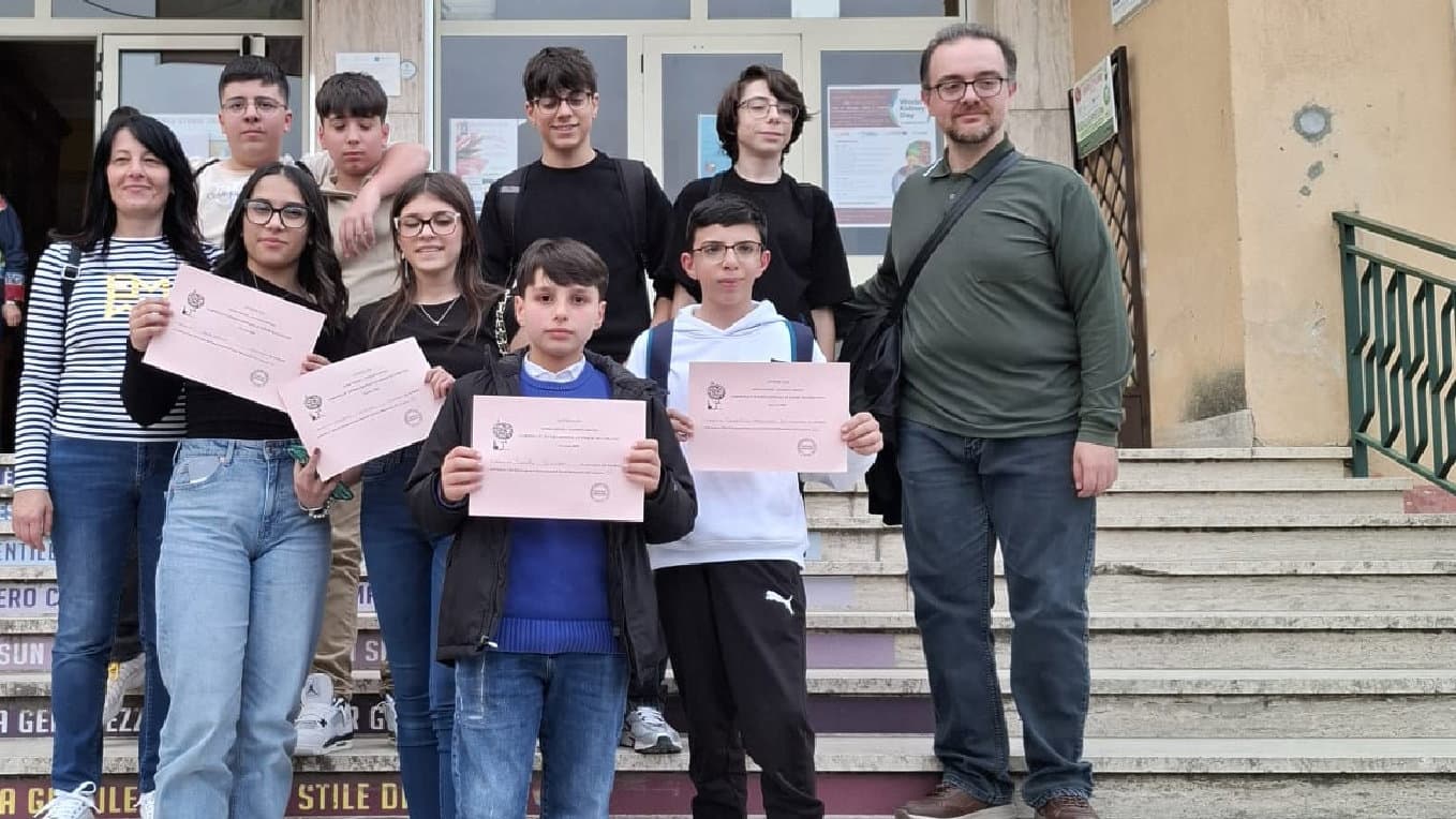 L'istituto comprensivo di Mandatoriccio vola alle finali italiane dei Giochi matematici