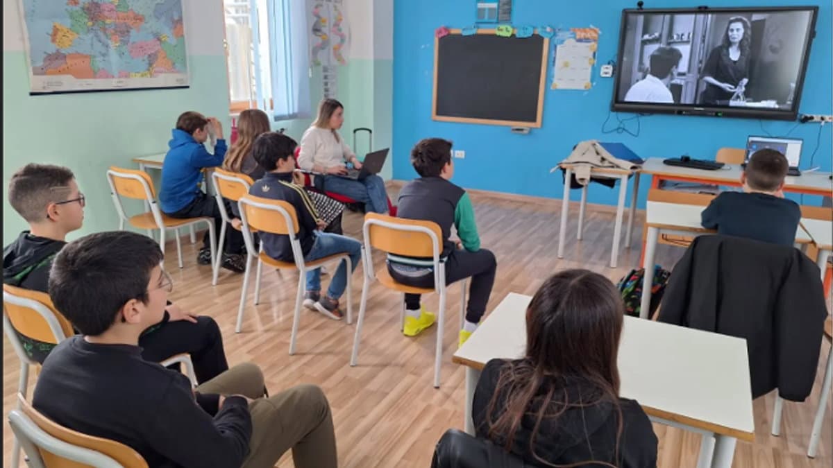 Behind the Light: i ragazzi dell'IC di Mandatoriccio e Cariati riscoprono la magia del cinema