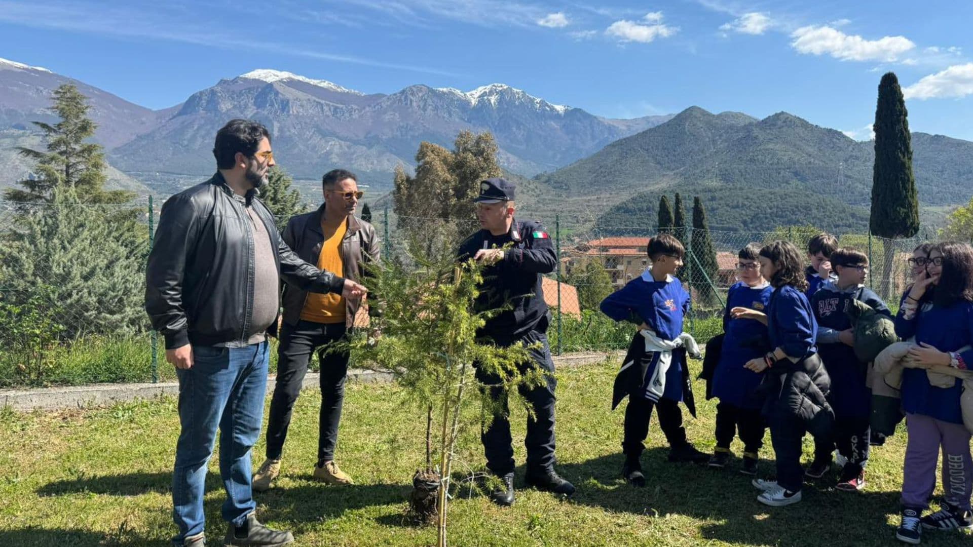Progetto 10.000 Piante: consegnate diverse essenze arboree al Comune di Morano Calabro
