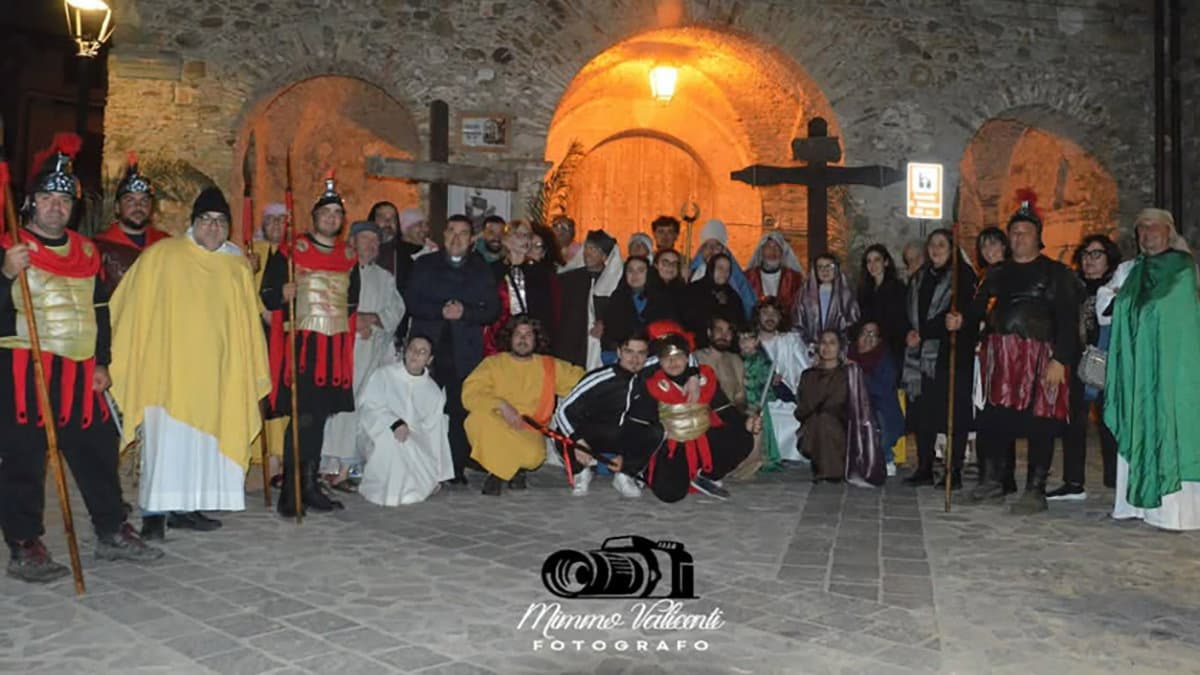 Amendolara, tanta commozione per la Passione Vivente dalla Parrocchia Santa Margherita