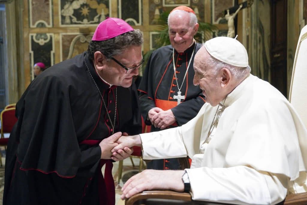 Morte Papa, Mons. Aloise apprende la notizia a Istanbul e chiama l'Arcidiocesi alla preghiera