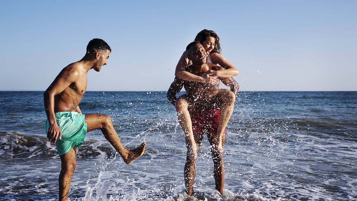 Mare pulito, Regione e Provincia esultano per le nuove Bandiere Blu