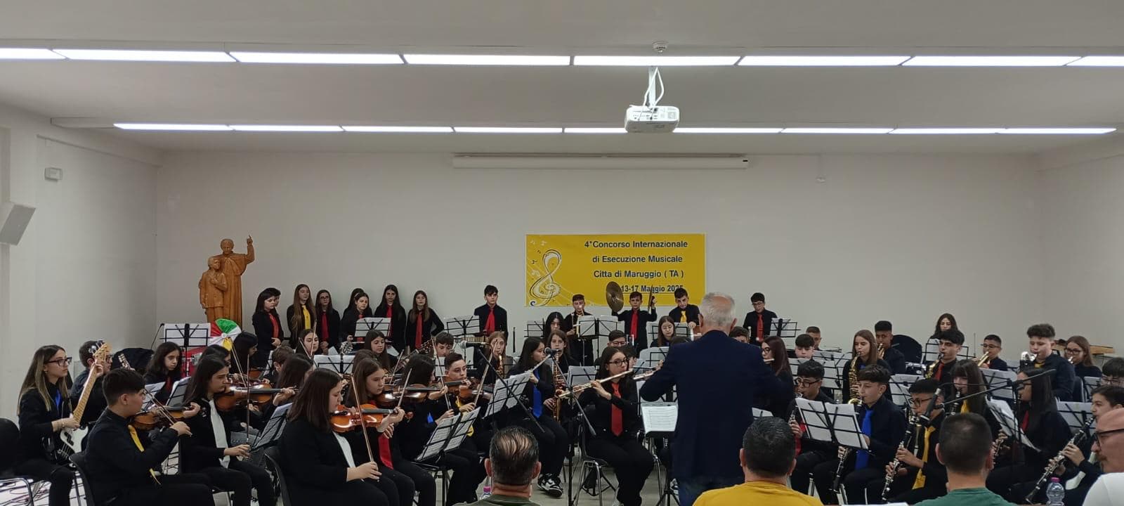 La scuola media di Cassano Jonio conquista il primo premio assoluto al Concorso internazionale di Orchestre "Città di Maruggio"