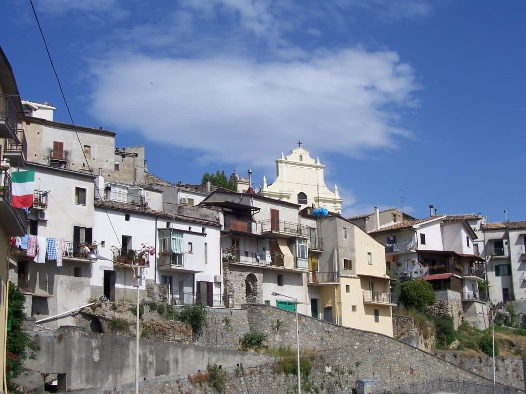 Cropalati a velocità massima: il Comune investe in scuola, sicurezza e turismo