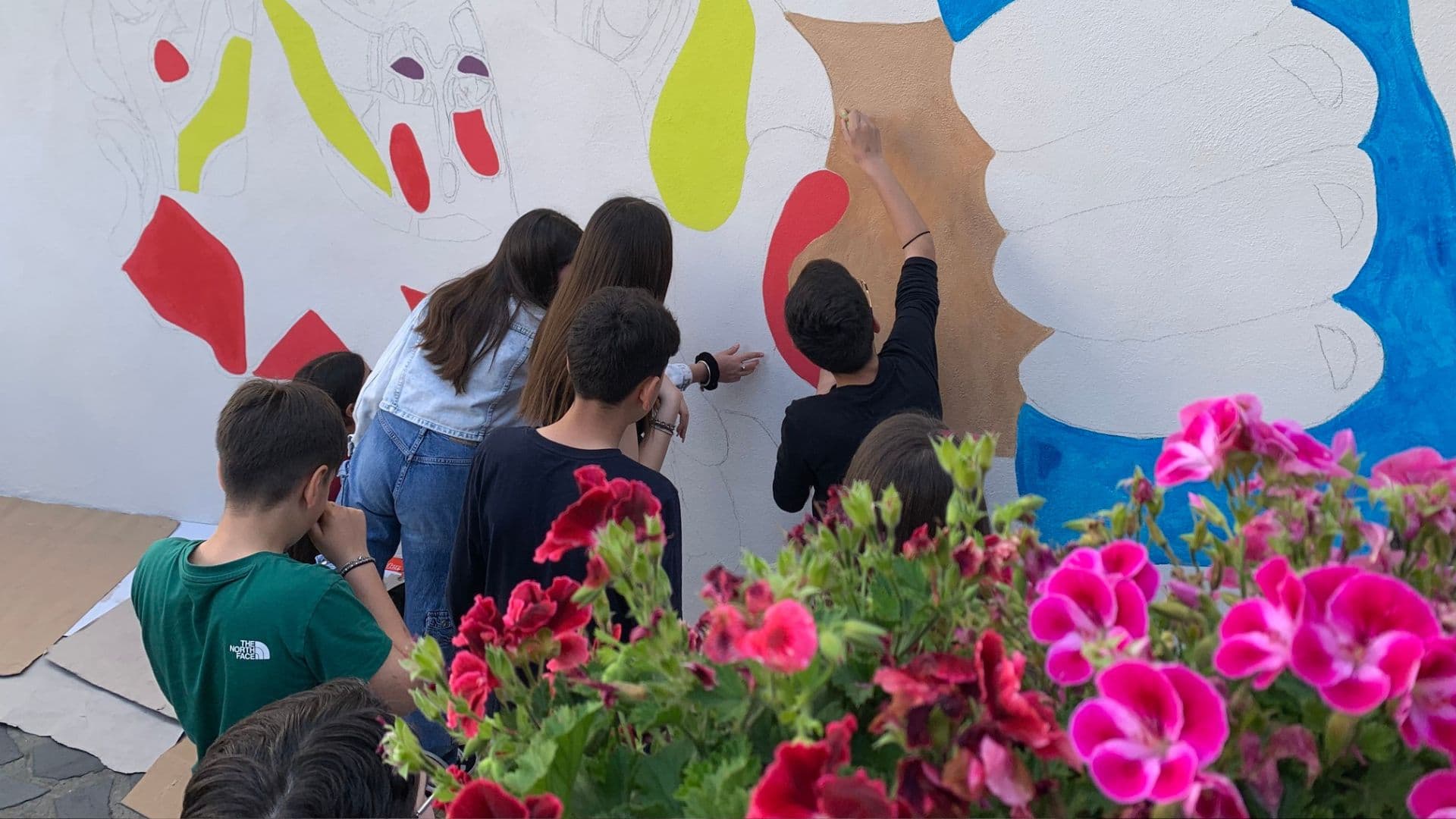 A Mandatoriccio torna "Risvegli" con l'inaugurazione del murales promosso dall'artista Carrasco