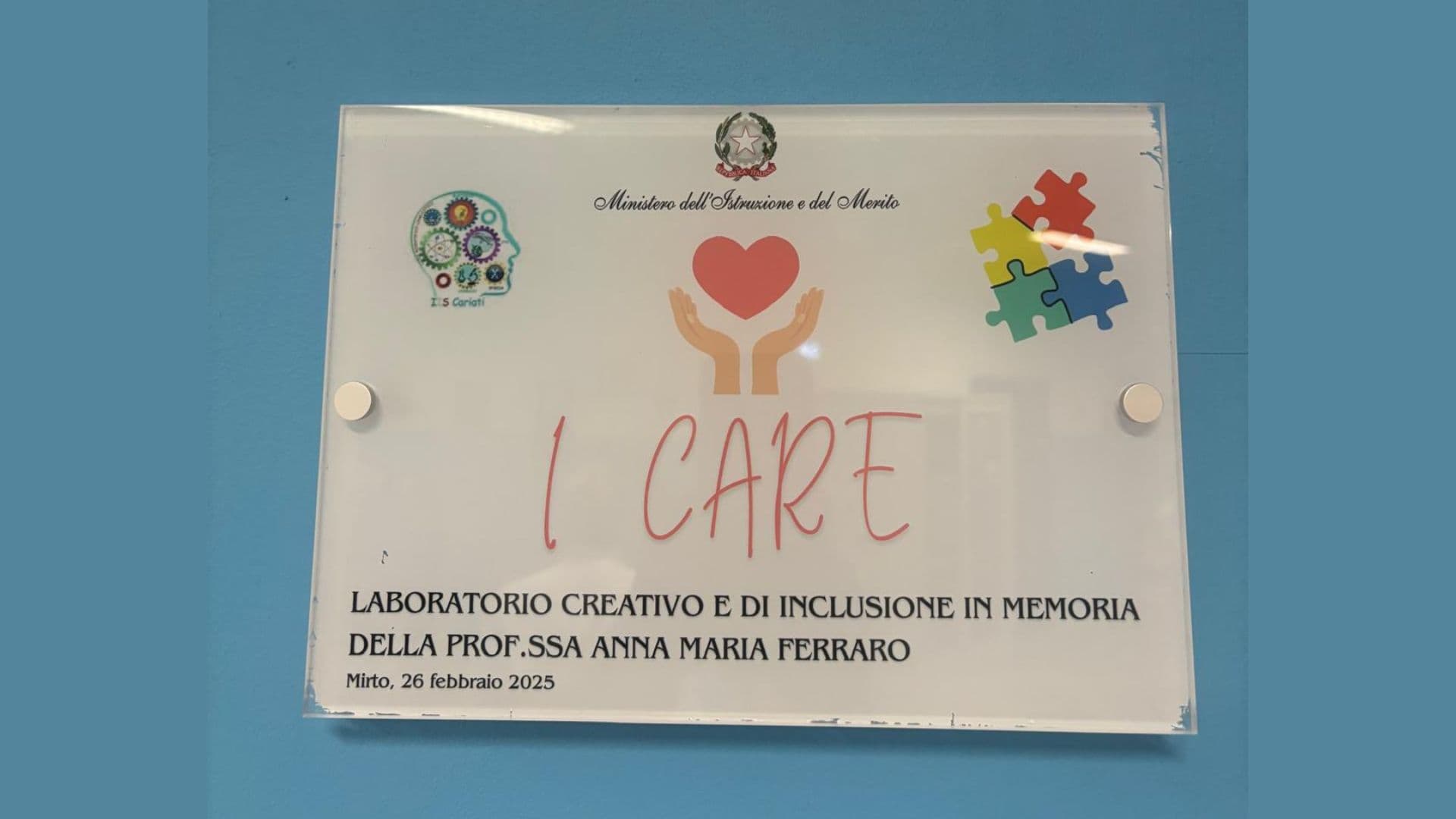 Inaugurata al liceo di Cariati-Mirto un'aula-laboratorio dedicata alla memoria della docente Ferraro