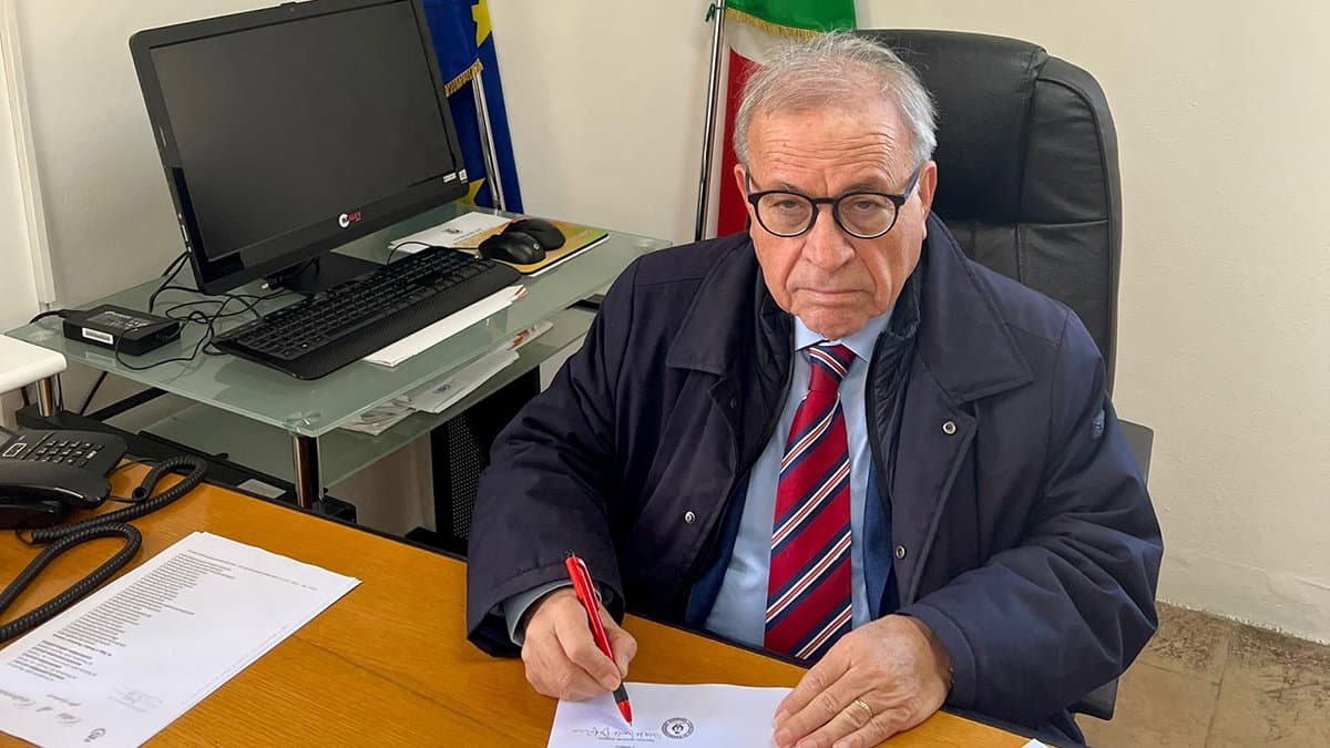 «La comunità non può augurarsi il terzo commissariamento. Chi gioca sulla pelle dei cittadini boccia se stesso»