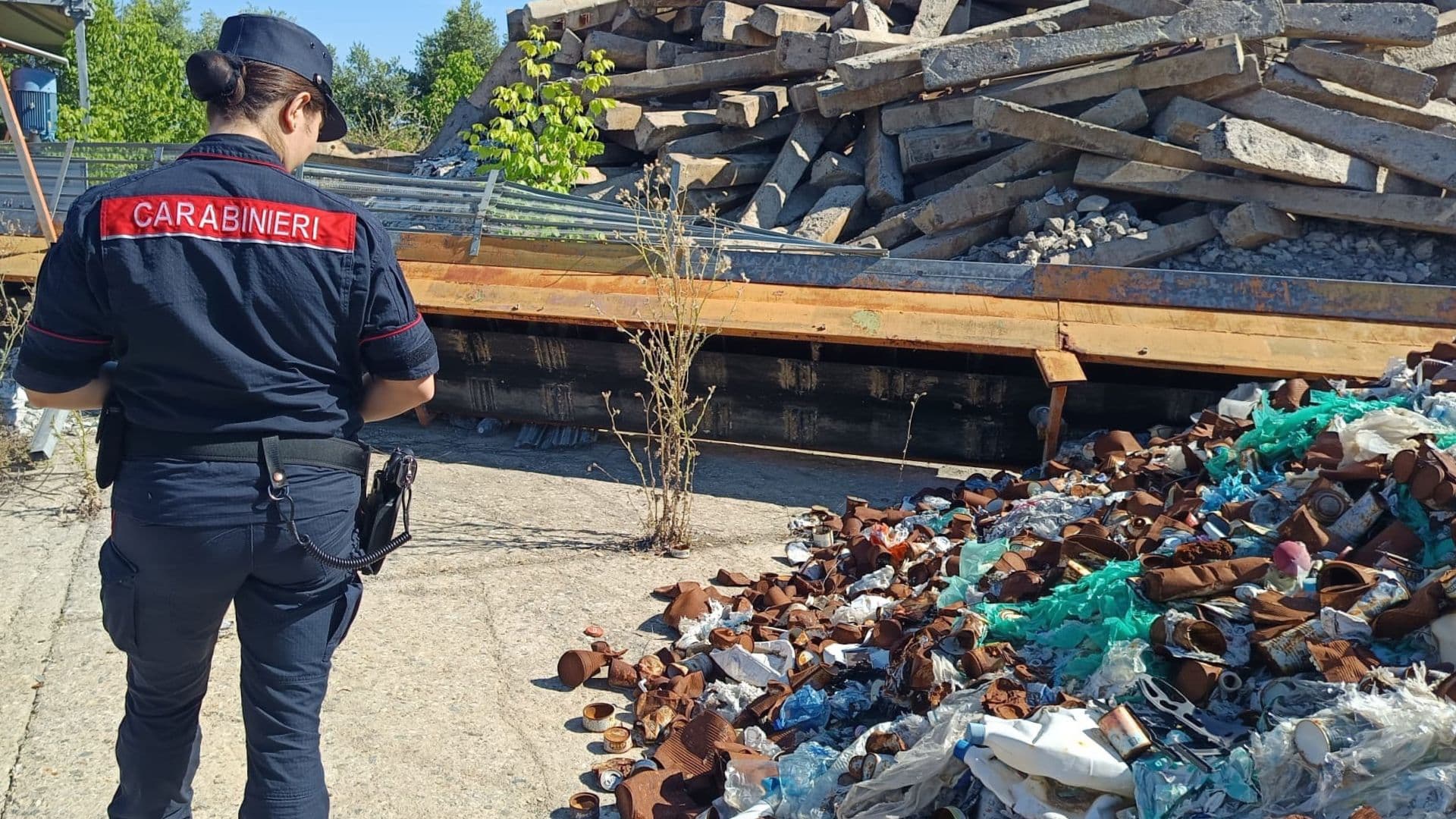 Calopezzati: sequestrato ex impianto di stoccaggio rifiuti pericolosi e non