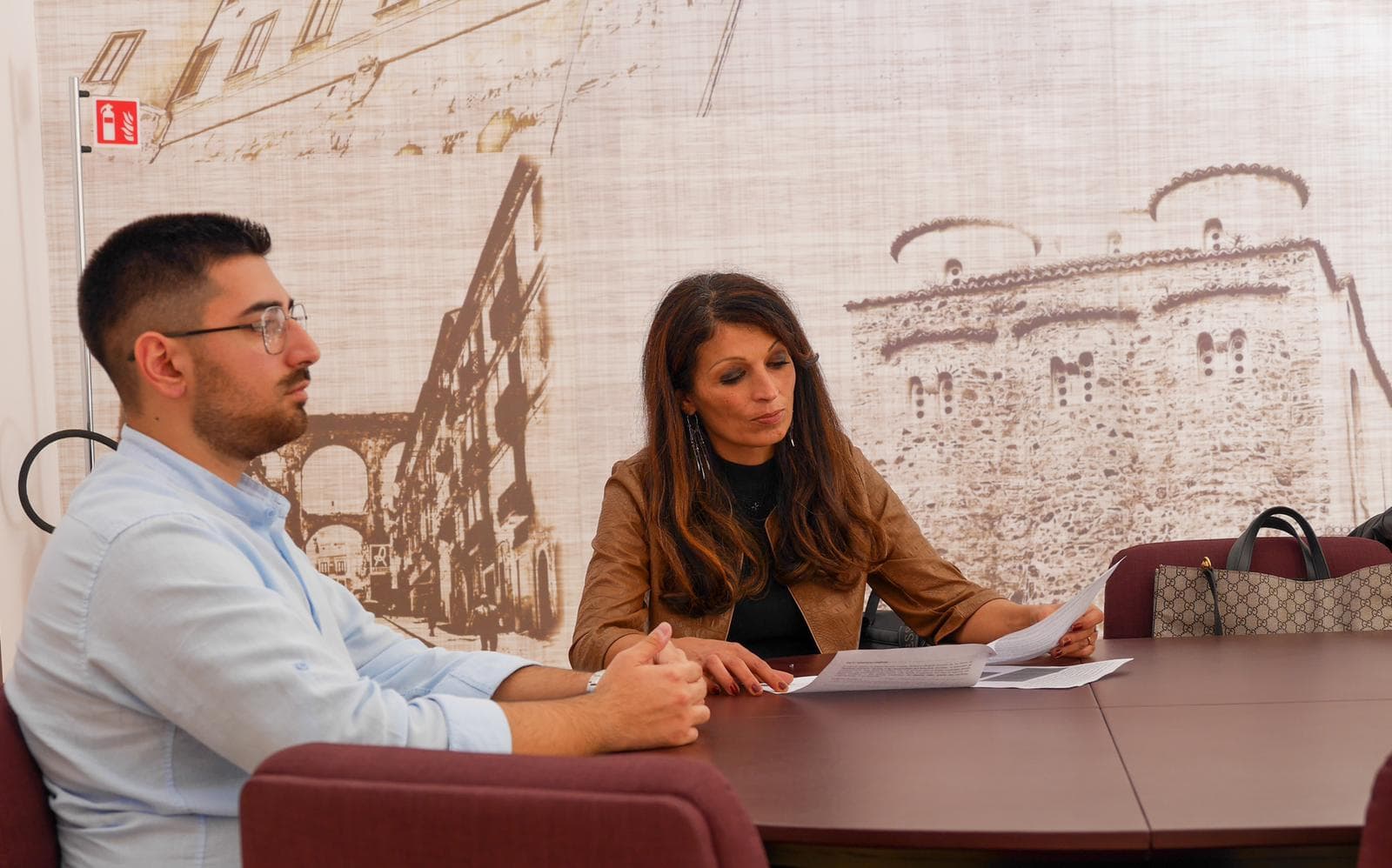 La città celebra i suoi talenti: proposta in Consiglio comunale per riconoscimenti ufficiali a due giovani