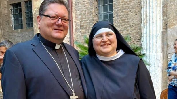 Una ragazza di Corigliano-Rossano è diventata monaca di clausura