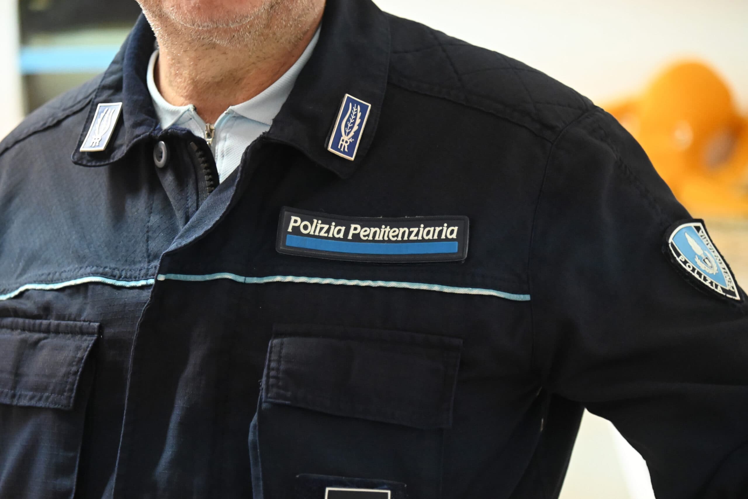 Poliziotto della Penitenziaria di Sibari aggredito da un fanatico musulmano
