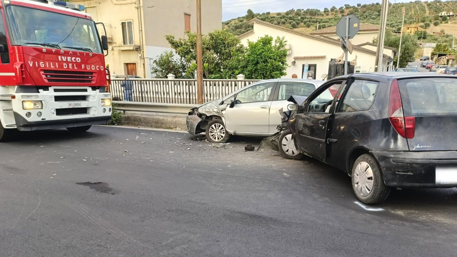 Incidente sulla SS531 a Crosia-Mirto: tre feriti
