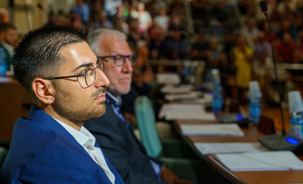 Nuovi investimenti nelle contrade: sport e scuole al centro dei progetti