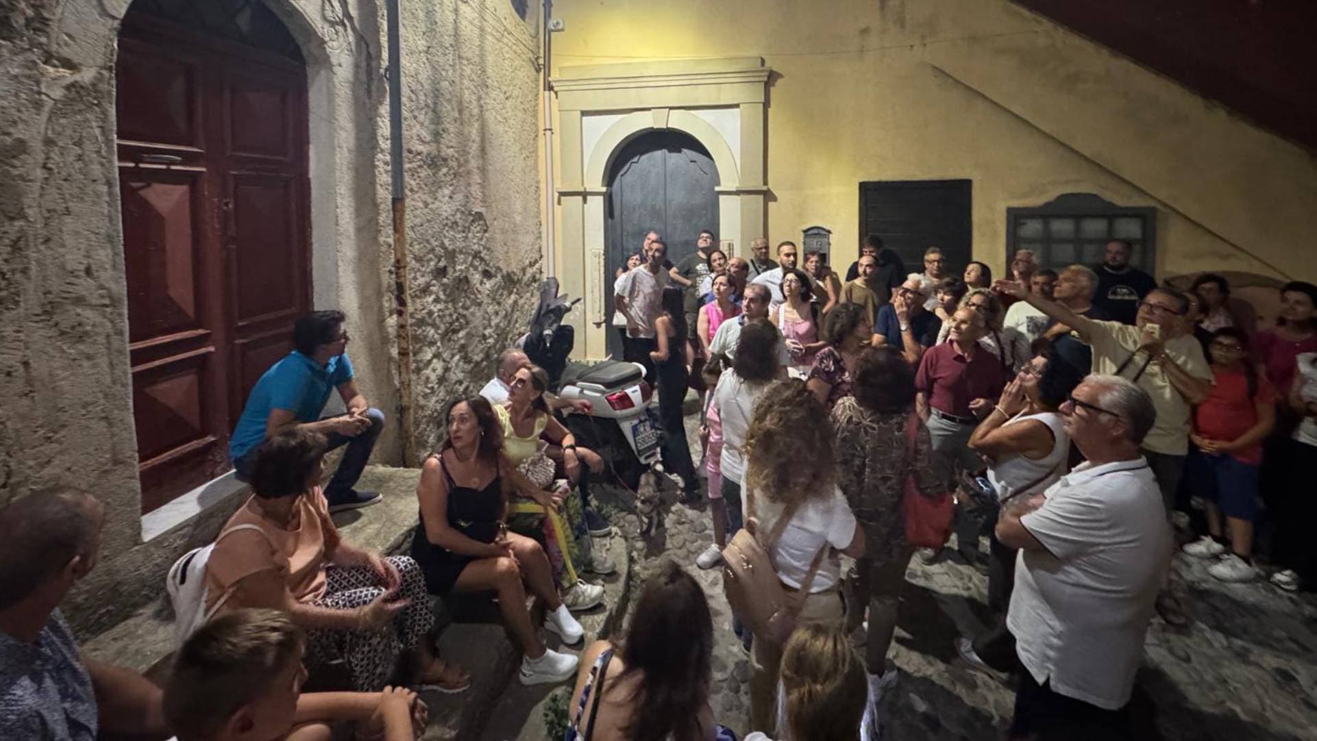 Notte magica a Corigliano: il centro storico rivive tra storia e partecipazione