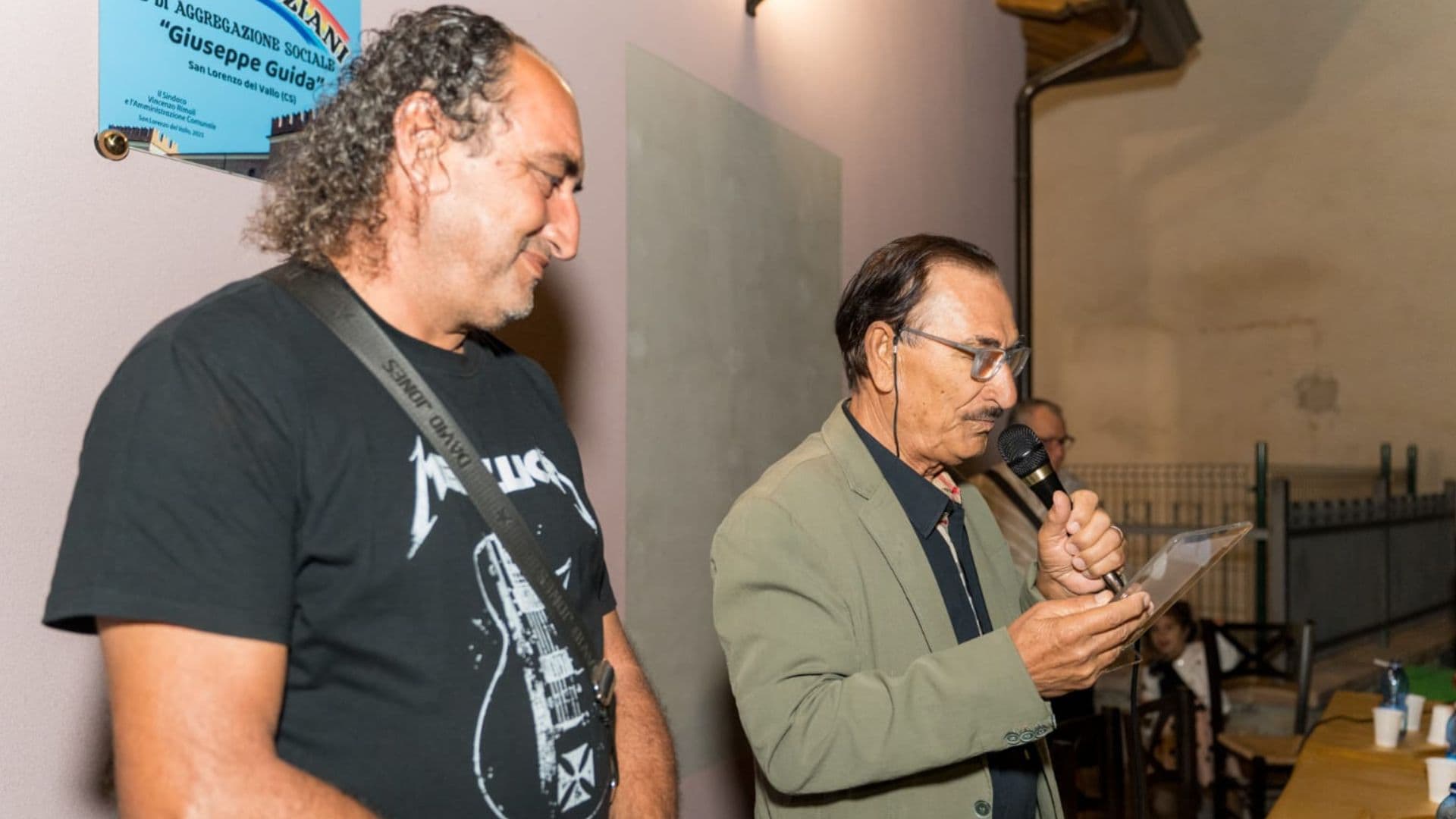 Il Moto Club San Lorenzo del Vallo omaggia il nuovo Centro Anziani