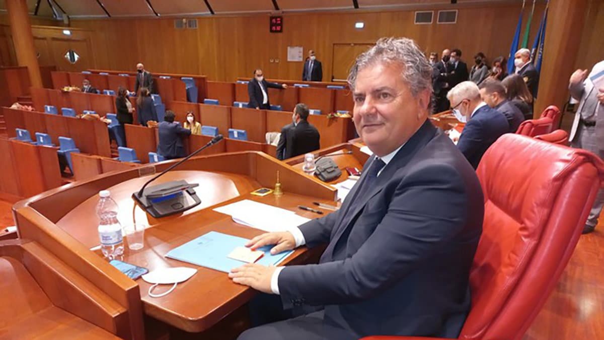 Mancuso su dimissioni Occhiuto: «Sicuro che i calabresi apprezzano il lavoro fatto in questi anni»