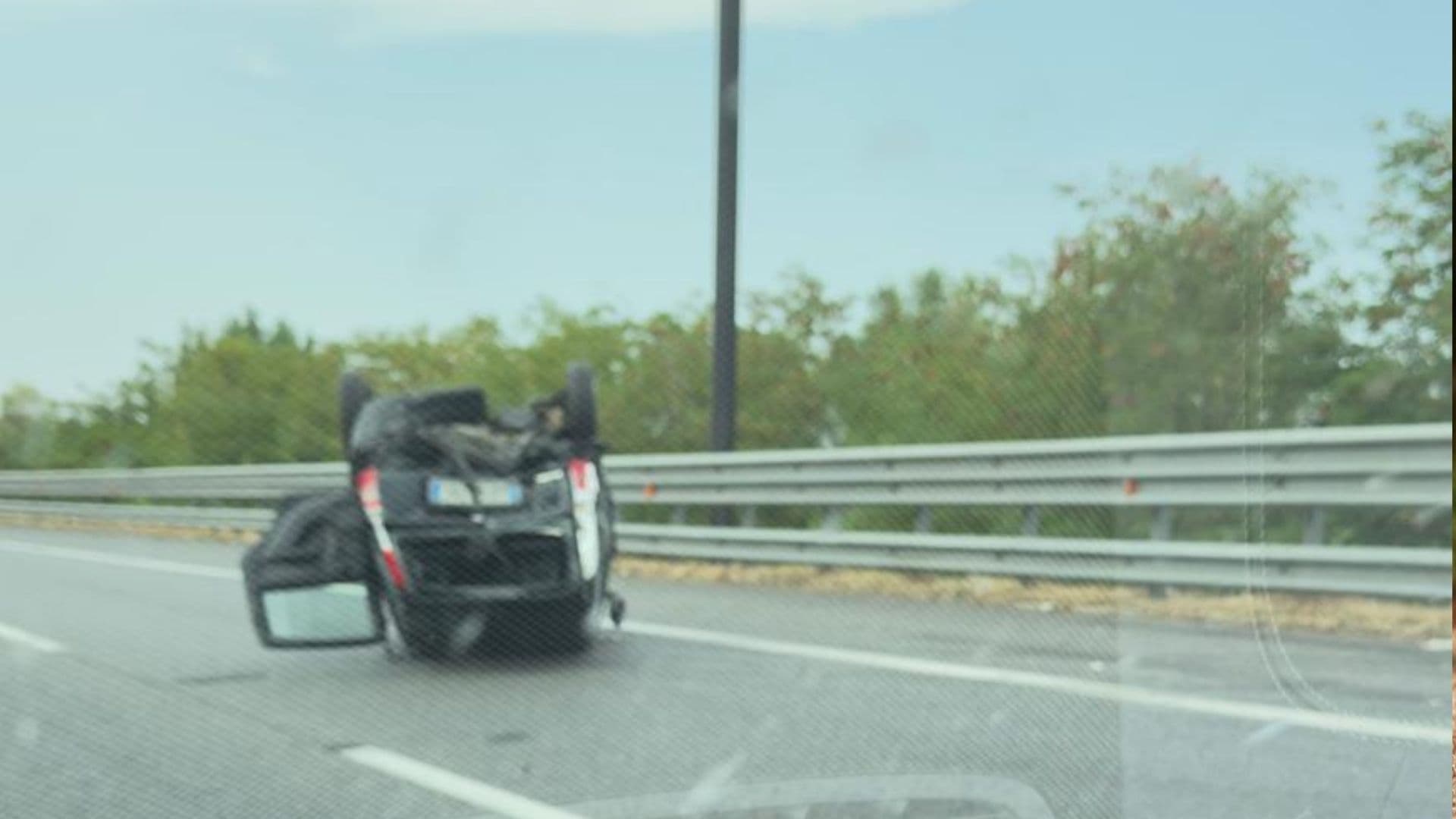 Incidente tra due auto sull'A2 a Tarsia: feriti