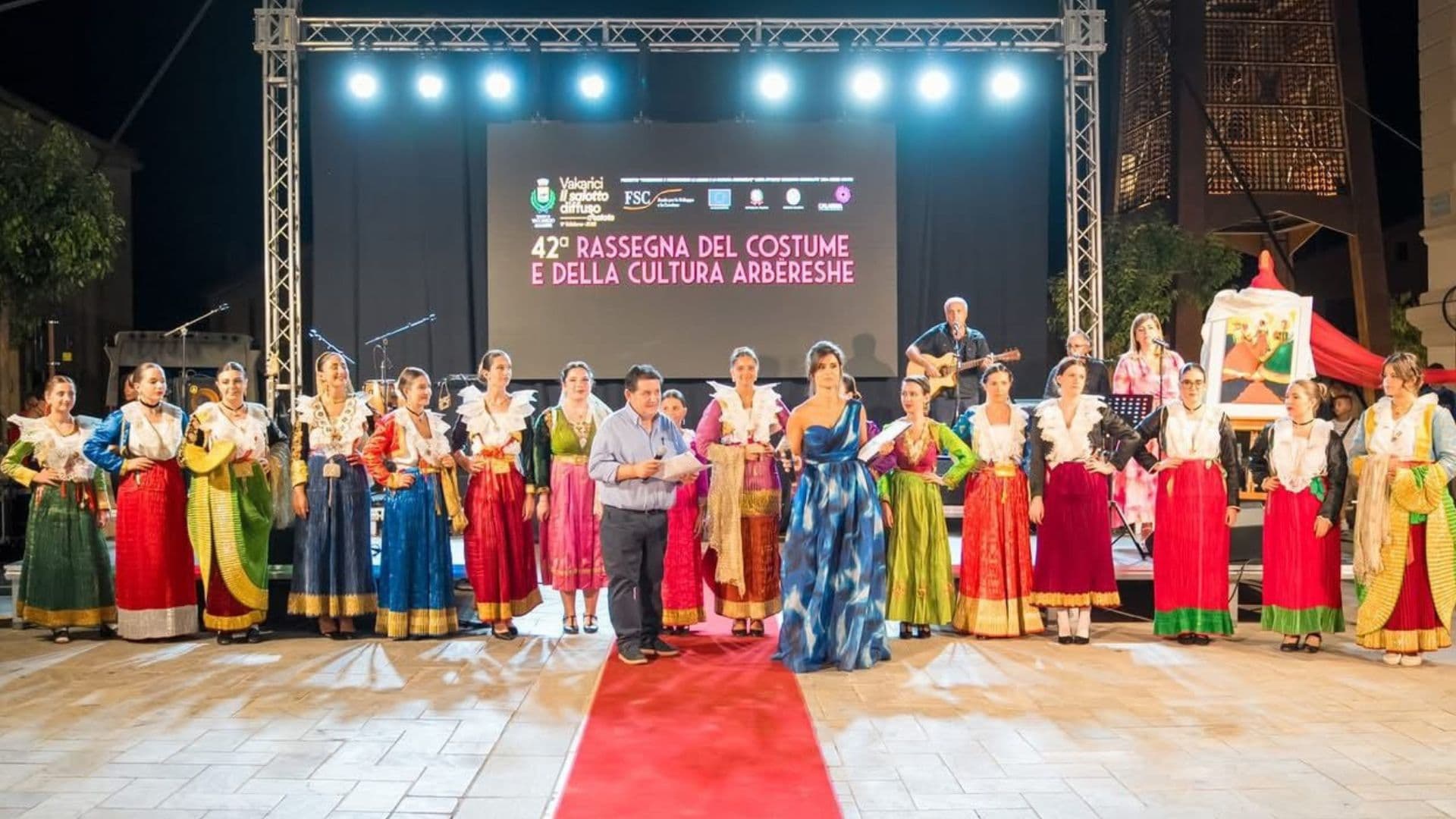 Moda e Tradizione: siglato accordo tra il comune di Vaccarizzo e l'ISS Palma Green Falcone Borsellino