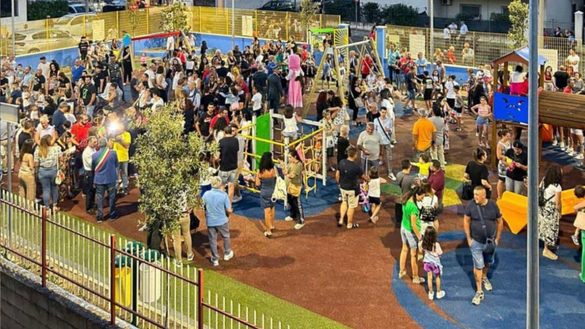 Parchi giochi chiusi e disagi per le famiglie: Italia Viva Cassano Jonio chiede risposte