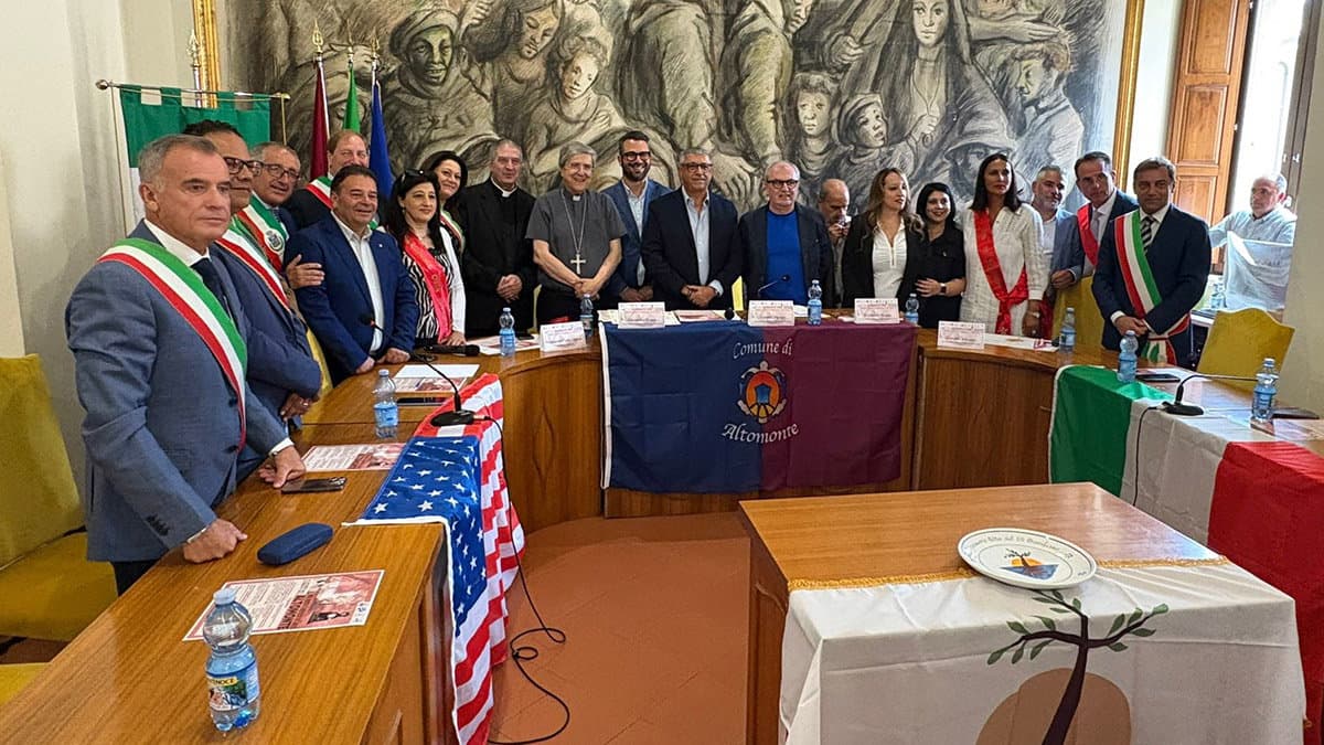 Altomonte celebra le città del Crocifisso