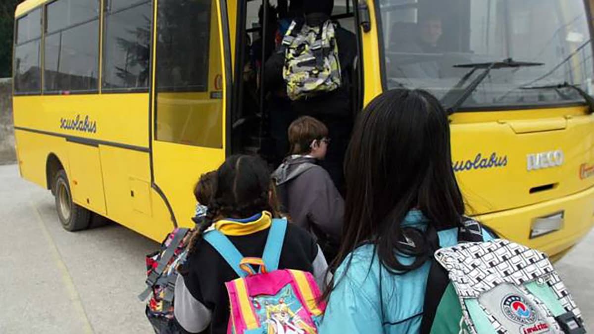 Amendolara, aperte le iscrizioni per il Servizio di Trasporto Scolastico