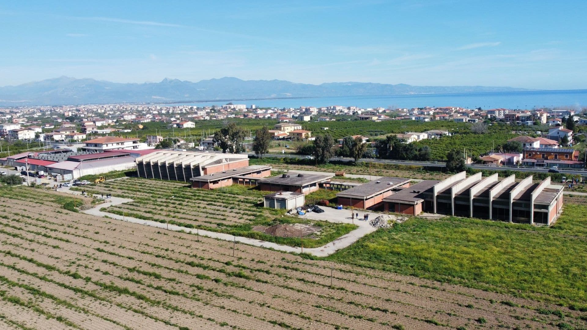 Cassazione, il Palazzetto di Insiti torna definitivamente al Comune di Co-Ro