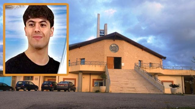L’addio a Giovanni Iacoi, Mirto piange il 21enne vittima della Statale 106