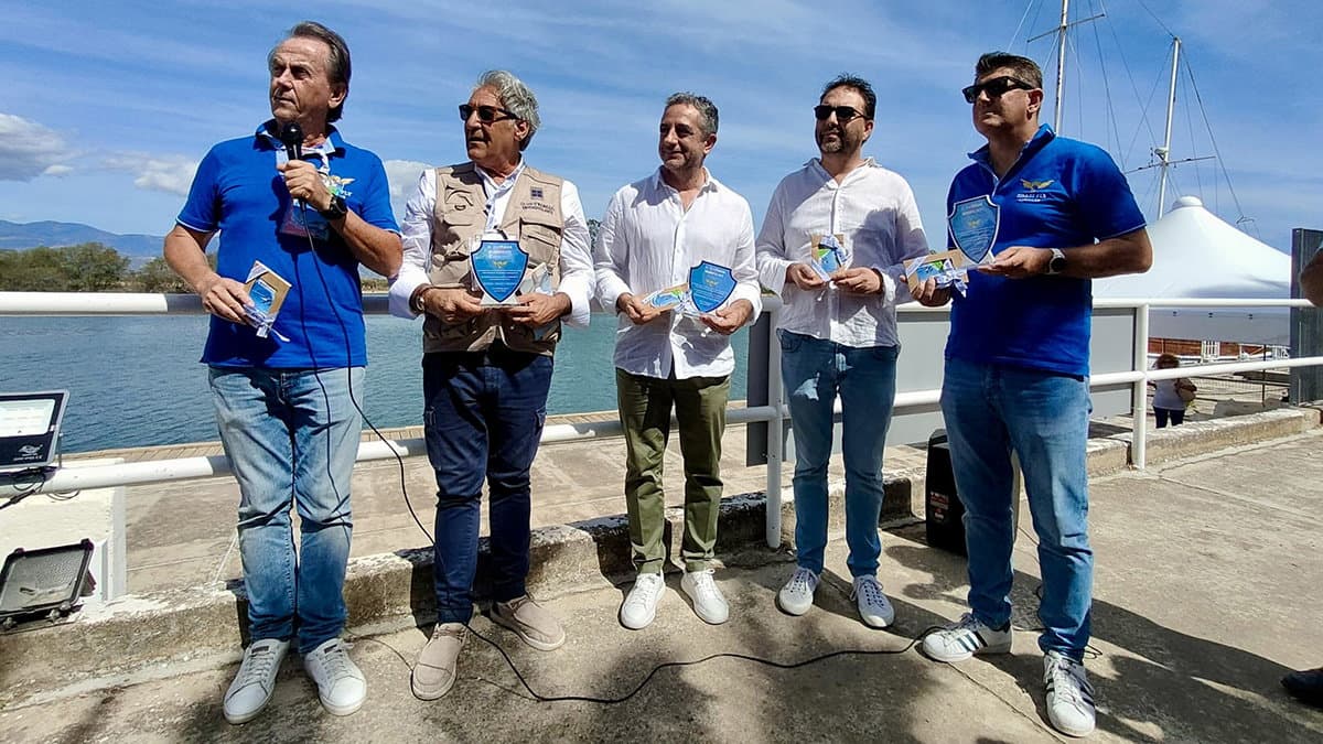 A Sibari una tappa del Giro d'Italia in idrovolante