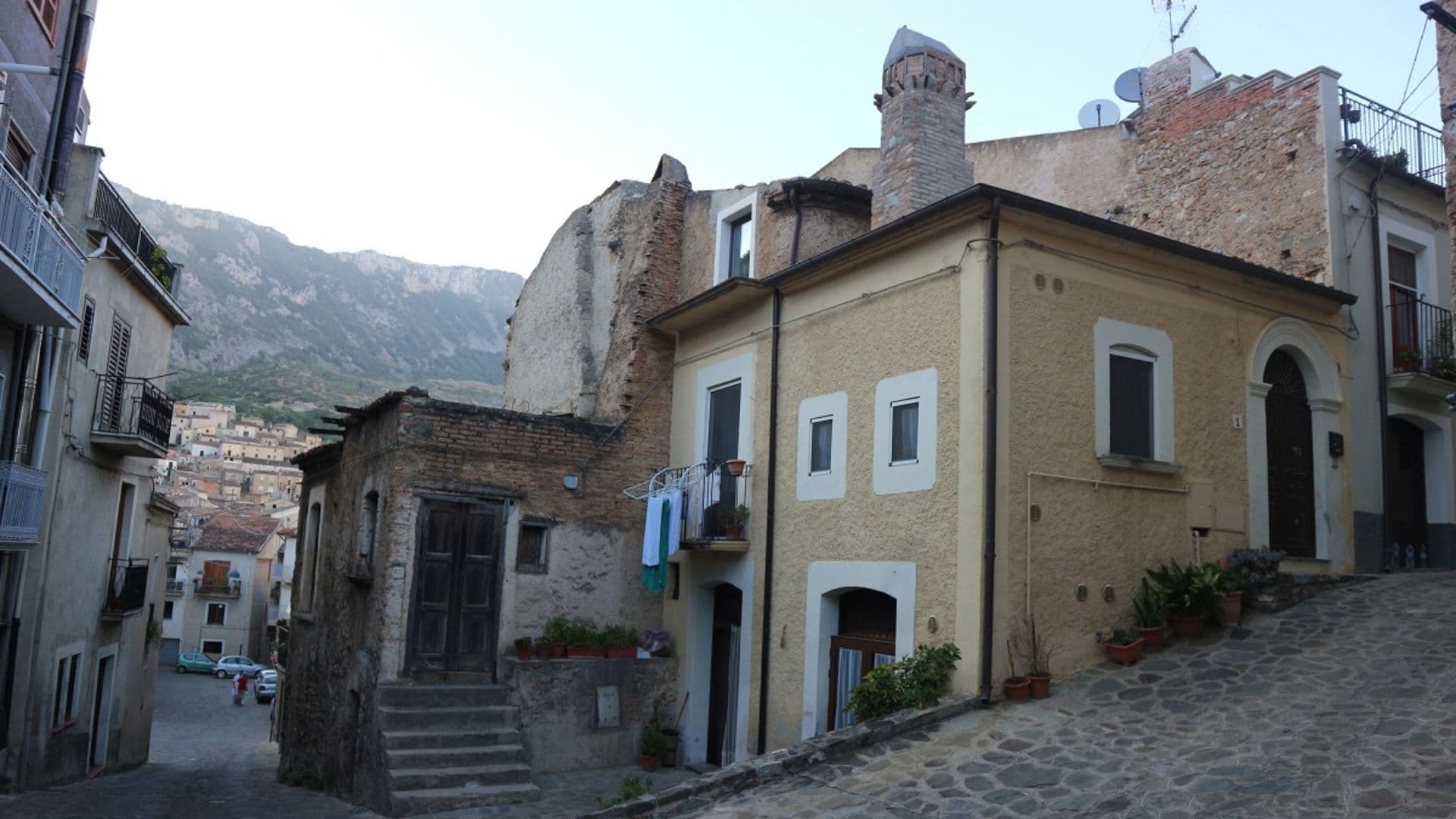 Civita pronta ad ospitare il Premio di poesia “Calabria-Veneto” 2025
