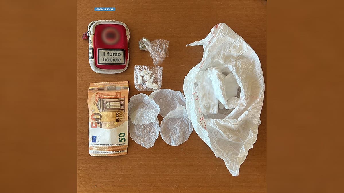 Nasconde droga in casa, arrestato un uomo a Trebisacce