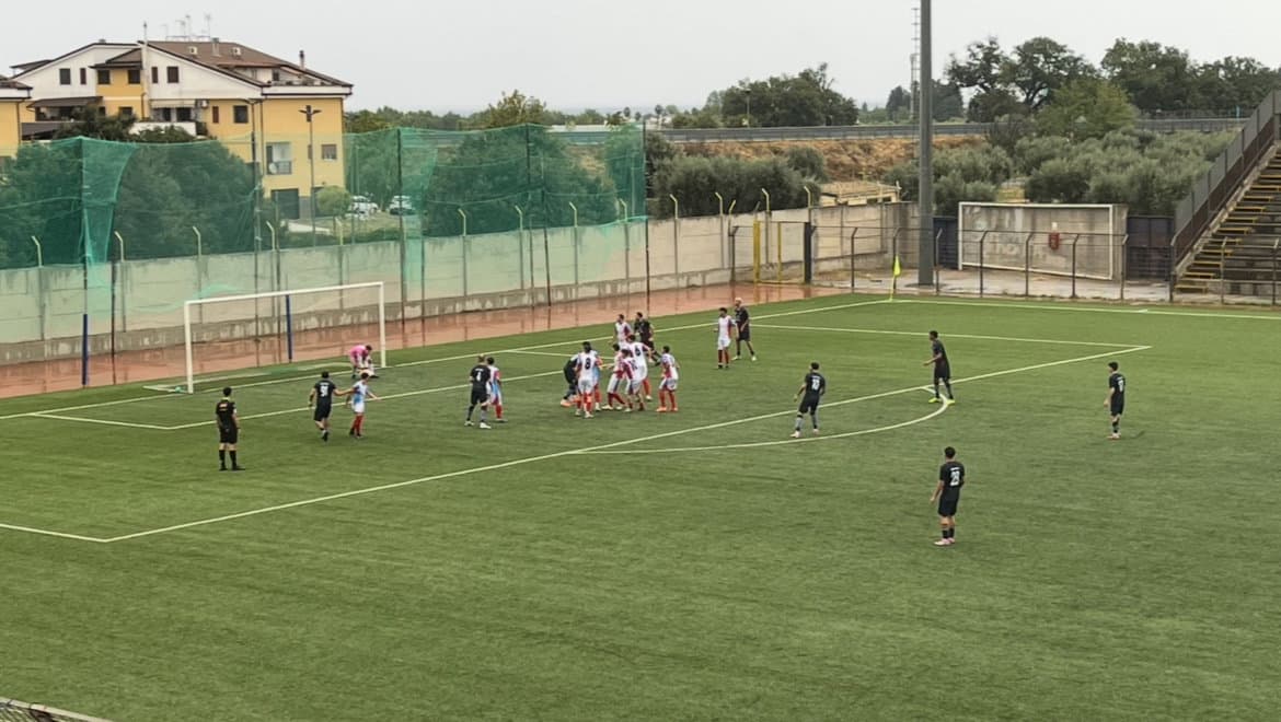 Corigliano Rossano ko all’esordio, ma che cuore contro il Montalto Soccer