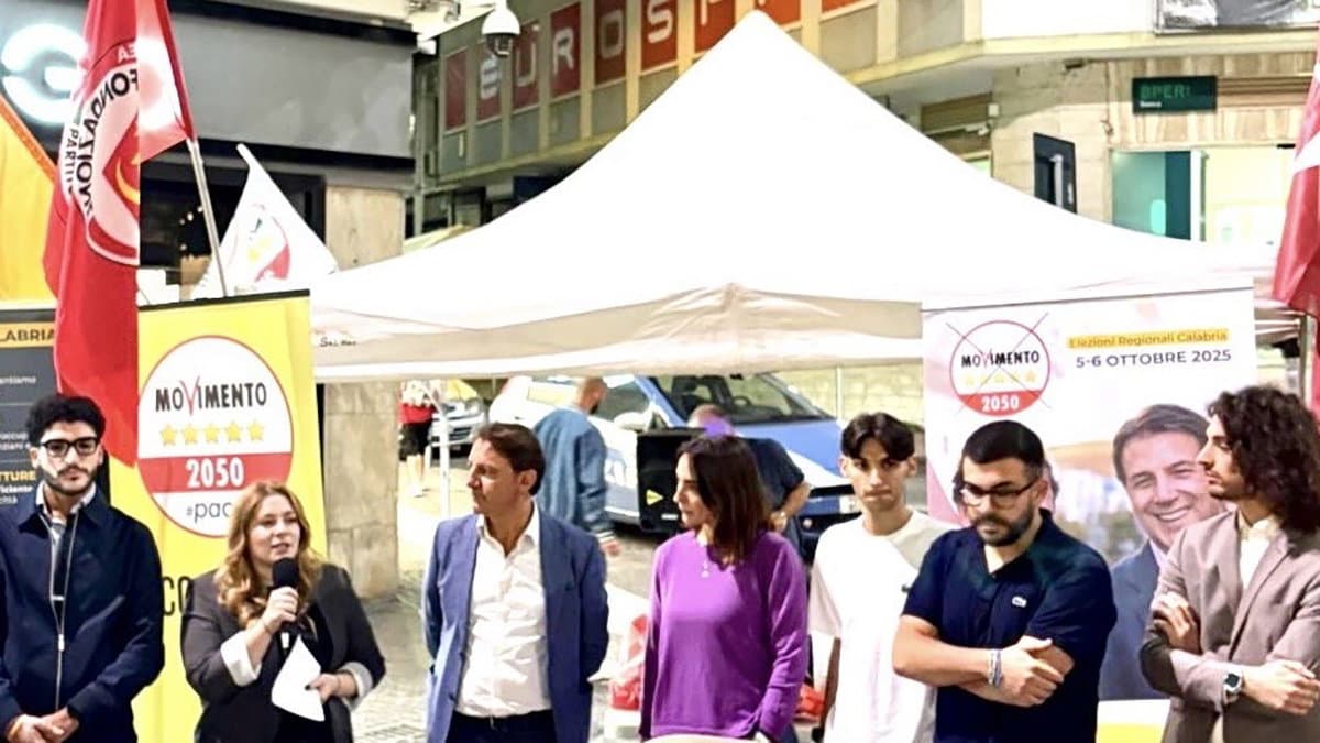 I Giovani del campo progressista scelgono Tridico: «La Calabria non è un bancomat per i privati»