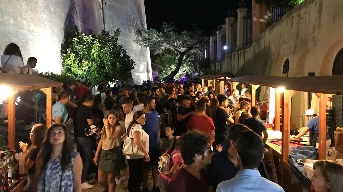 Showcooking, degustazioni, musica e performance dal vivo per il gran finale del Clementina Festival di Co-Ro