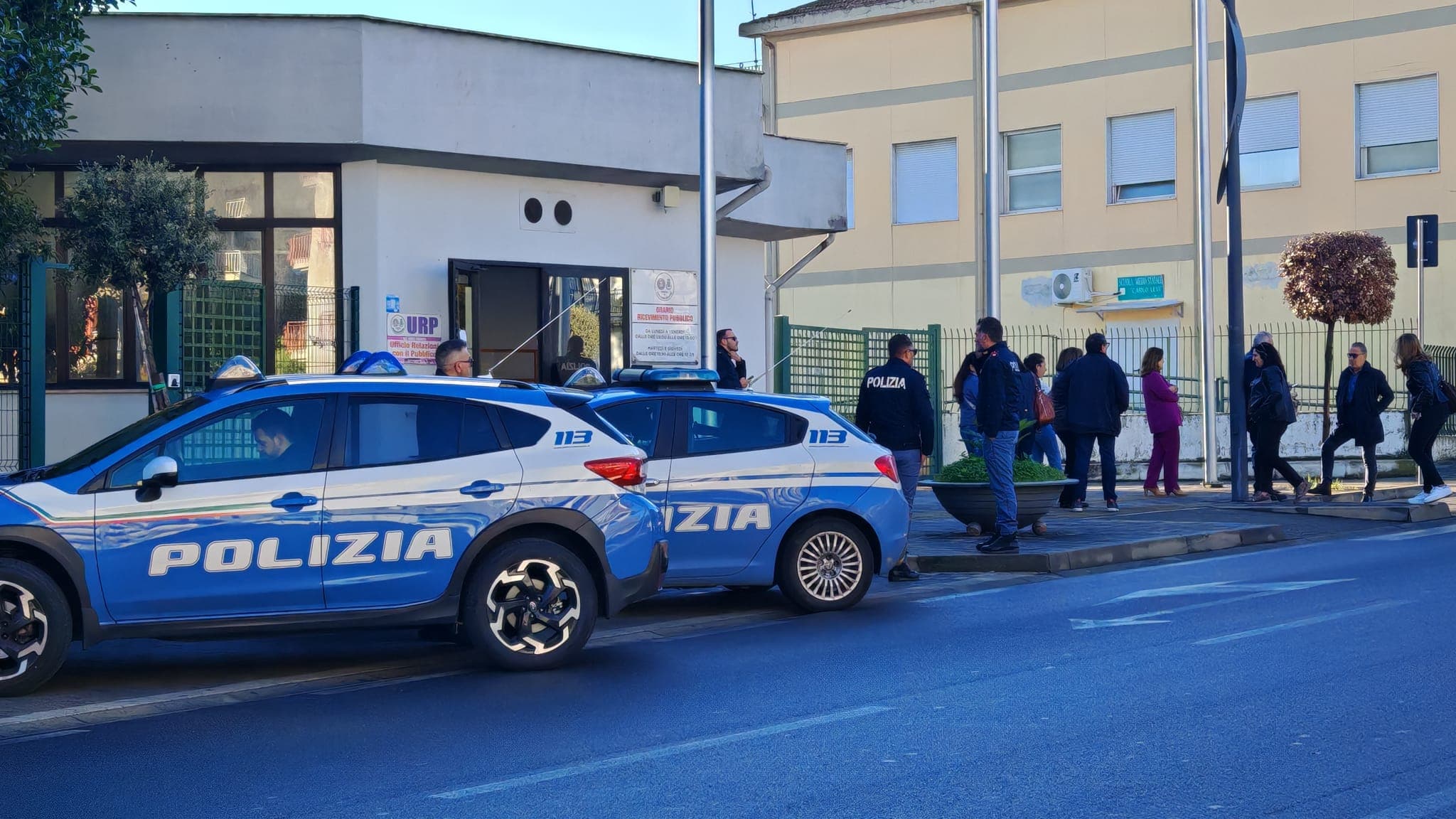 Fermato il presunto autore del raid vandalico a Viale De Rosis: individuato grazie a un cellulare rubato