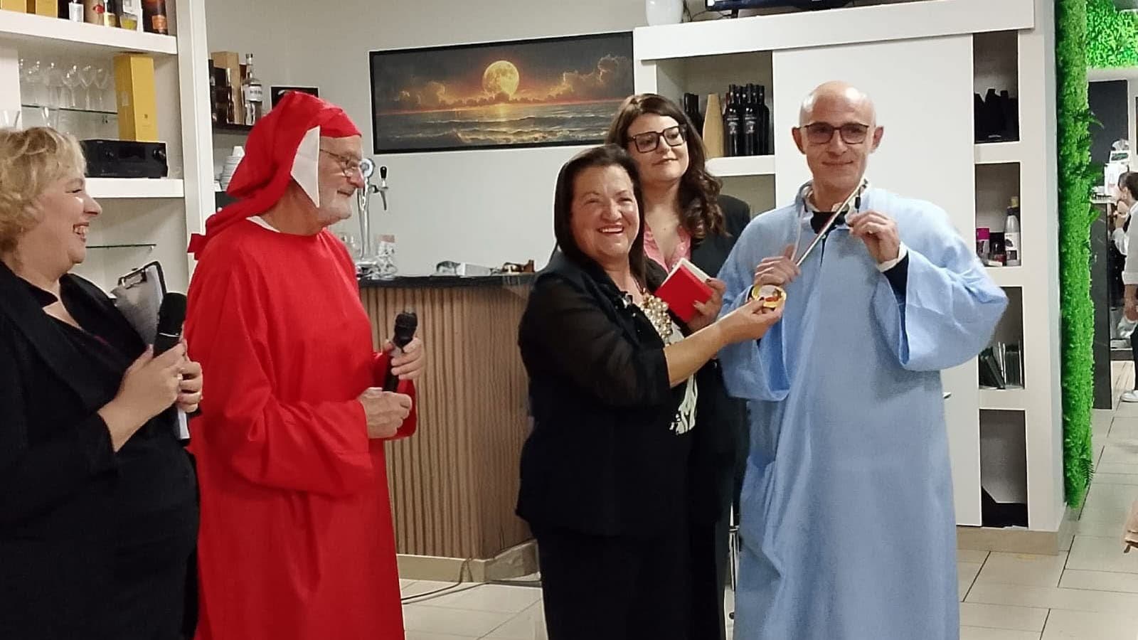 Francesco Caligiuri insignito della Medaglia Dante Alighieri di Salerno