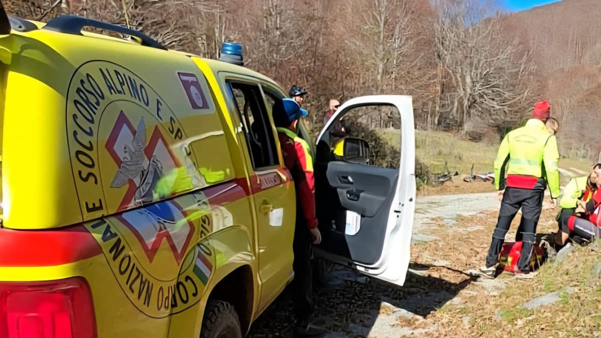 Saracena, biker scivola e batte la spalla: interviene il soccorso alpino sui Monti dell’Orsomarso