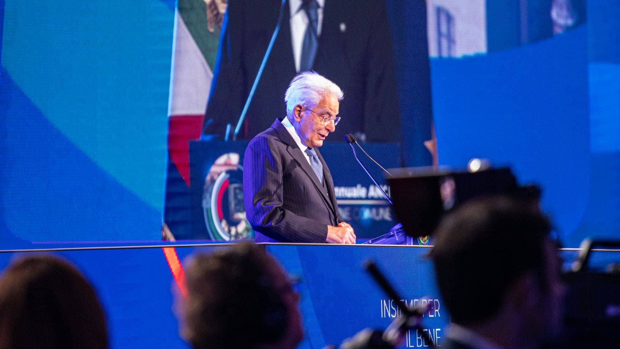 Frascineto all'Assemblea nazionale Anci: «Noi prima linea di democrazia»