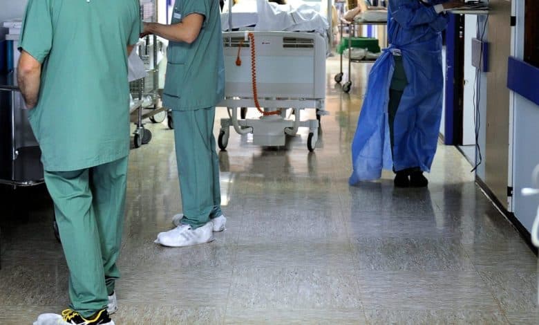 Sanità, Schierarsi Corigliano-Rossano: «Dobbiamo aspettare Godot per uscire dal Piano di rientro?»