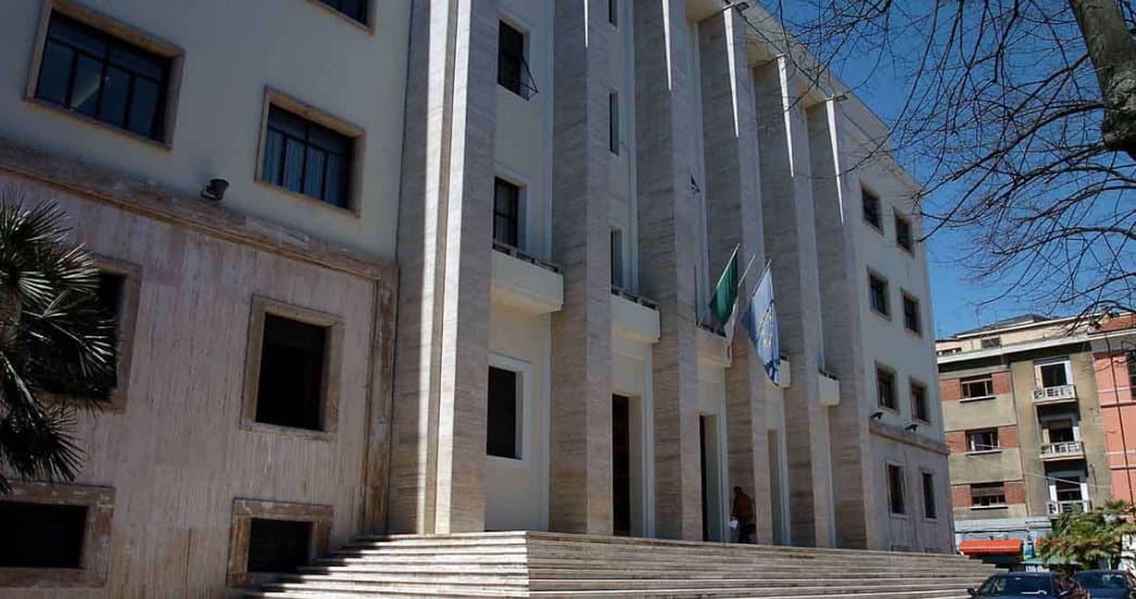 Altomonte, sospesi gli organi di governo: nominati tre commissari prefettizi