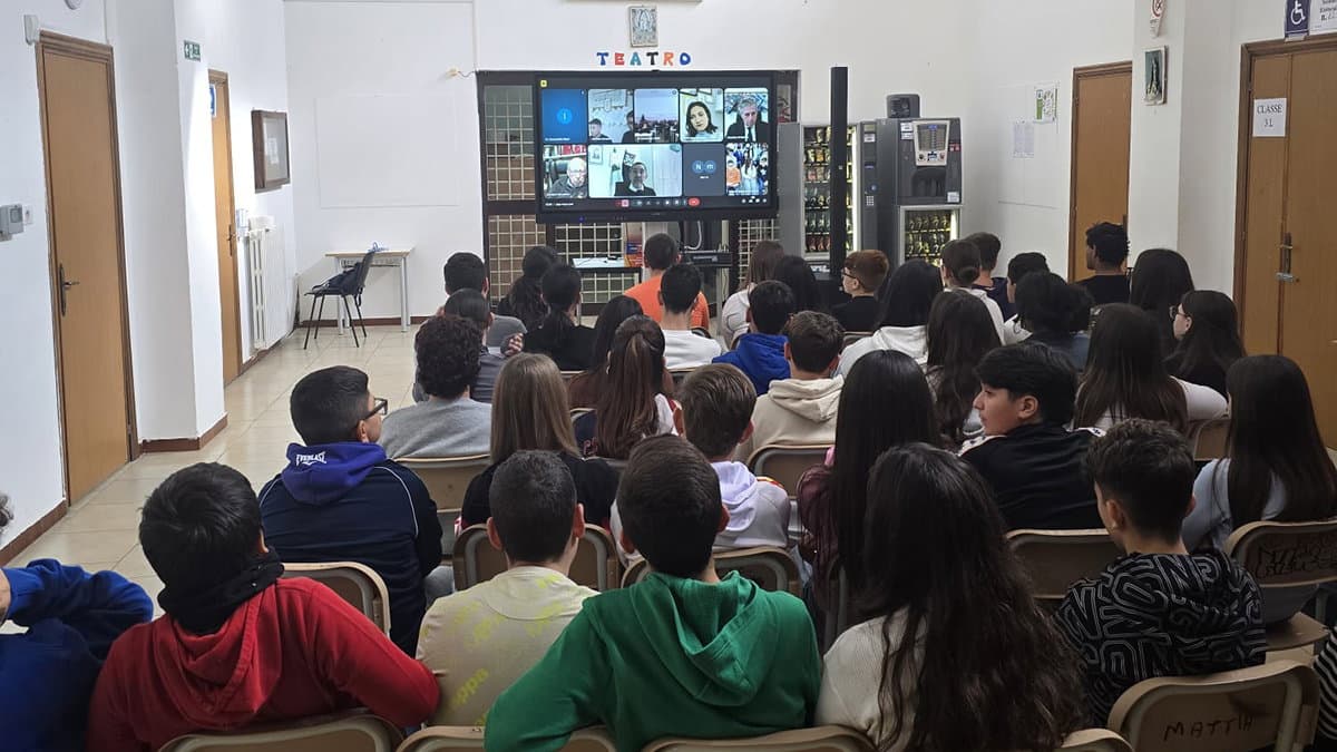 A lezione di legalità, un ponte virtuale tra Toscana e Calabria unisce due scuole nel segno dell’impegno civile