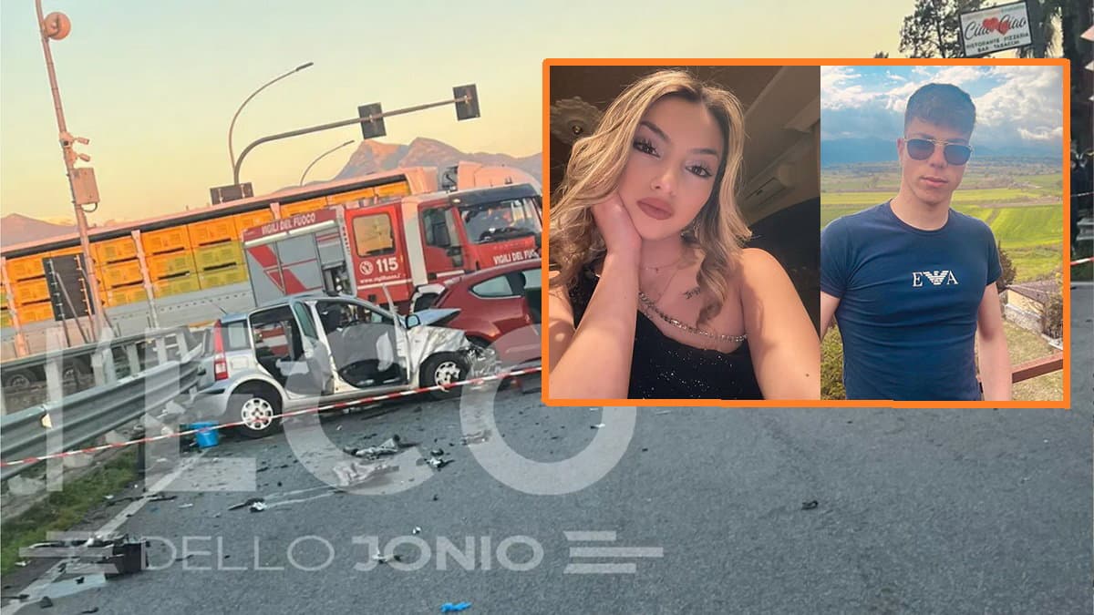 Cassano, attonita, piange Chiara e Antonio: le due vite spezzate nell'incidente di stamani