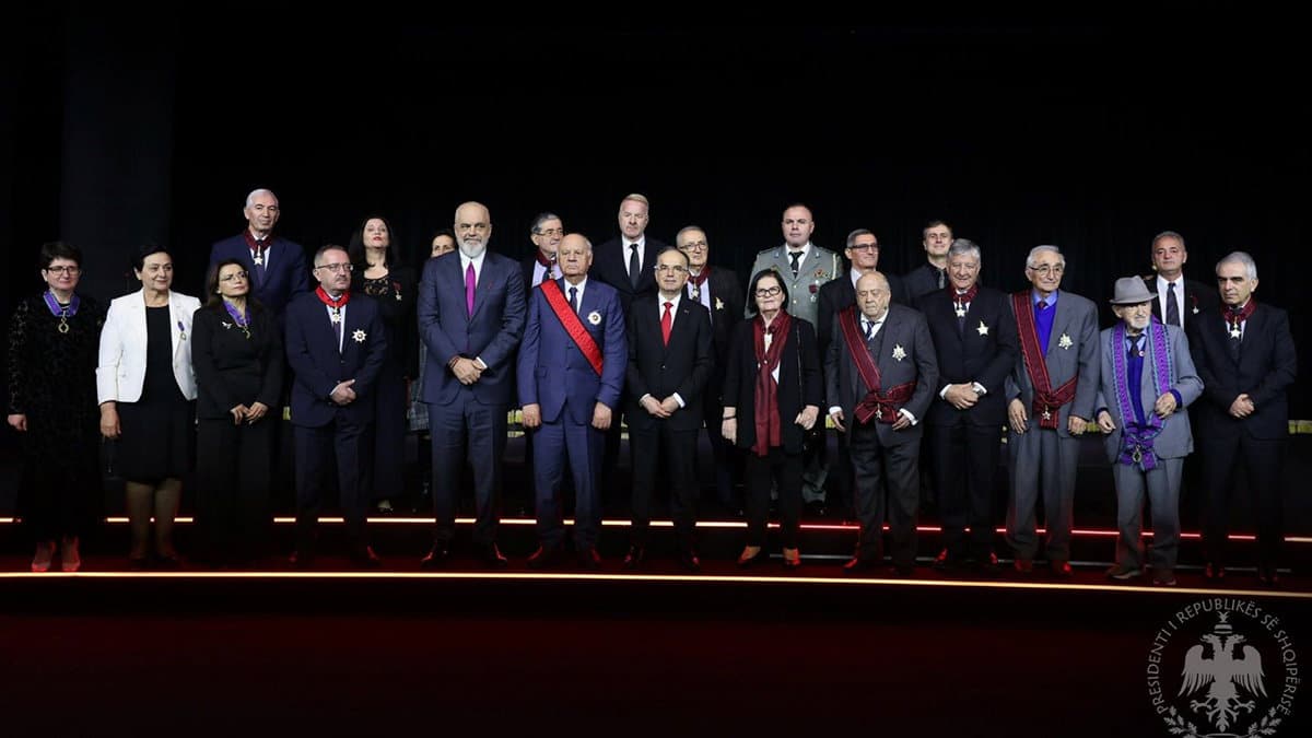 San Demetrio, Madeo insignito del titolo di “Grande Ufficiale” dell’Ordine di Skanderbeg