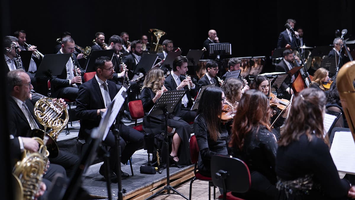 Domani a Co-Ro arriva l'Orchestra Sinfonica Brutia: sul palco del Valente "Le Quattro Stagioni" di Vivaldi