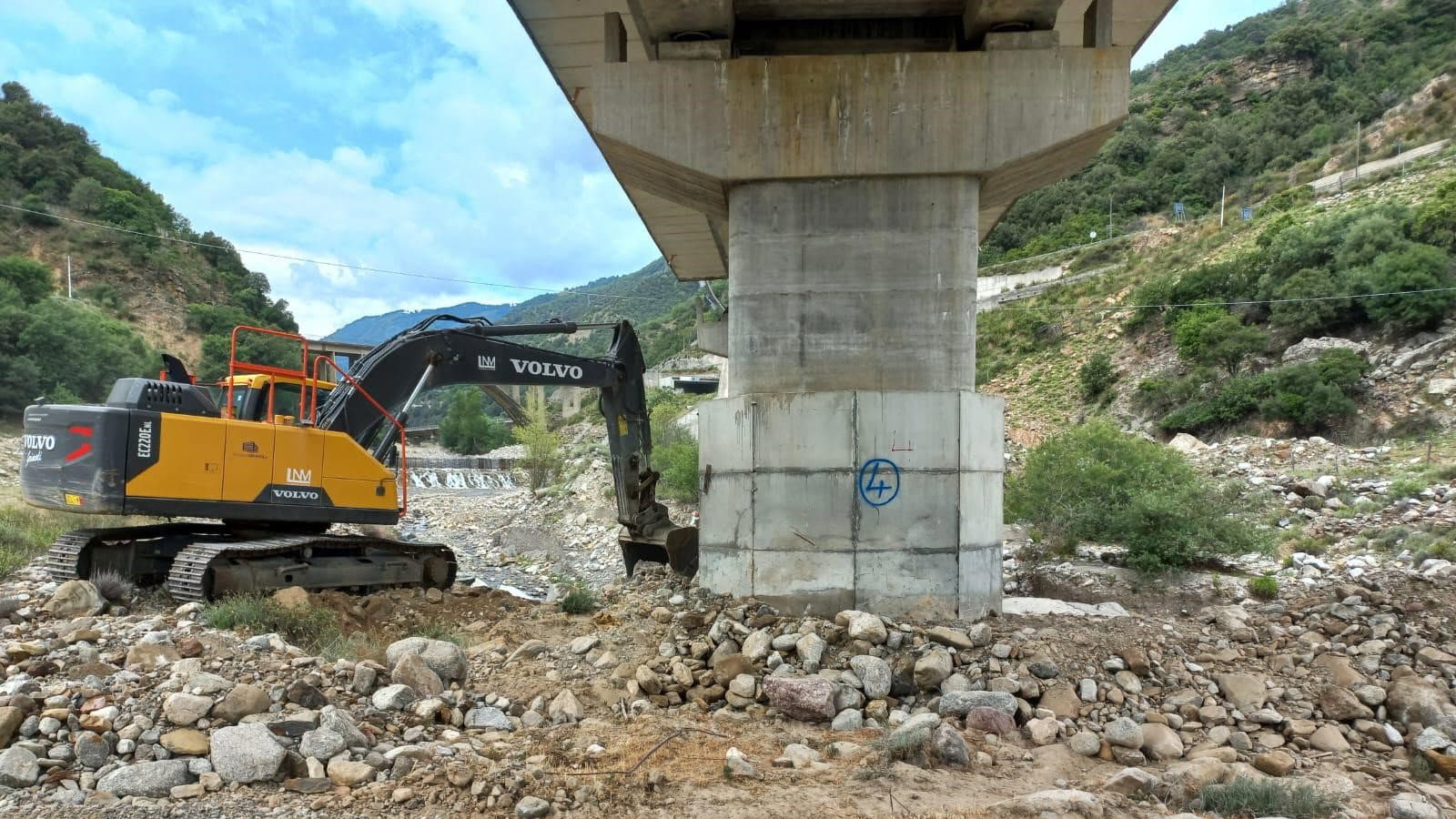 «Dopo tre anni Longobucco è ancora isolata. Servono certezze su tempi e sicurezza»
