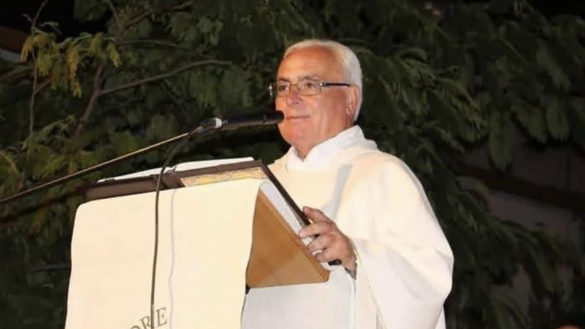 Cariati in lutto per la scomparsa di don Rocco Scorpaniti: punto di riferimento umano e spirituale per intere generazioni