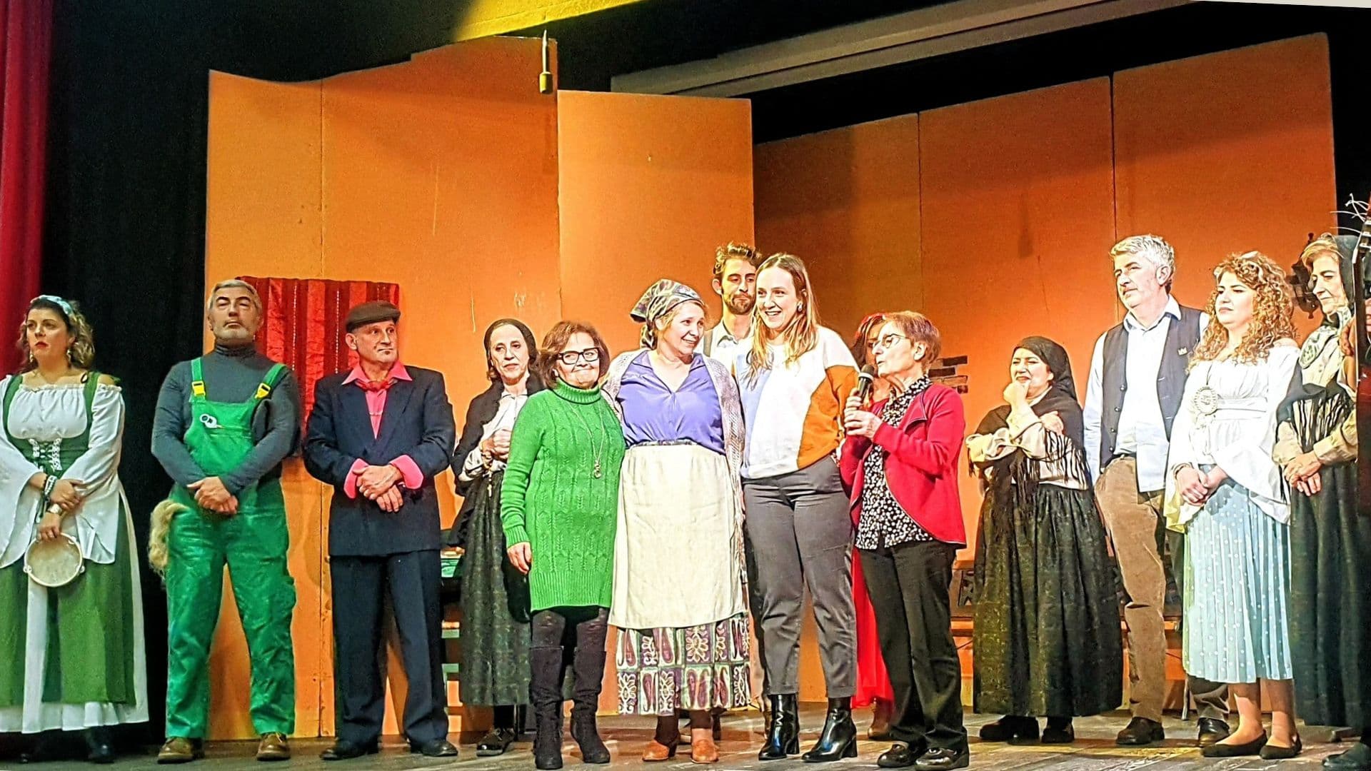 Teatro e solidarietà a Saracena, una serata di sorrisi per aiutare i bambini di Betlemme