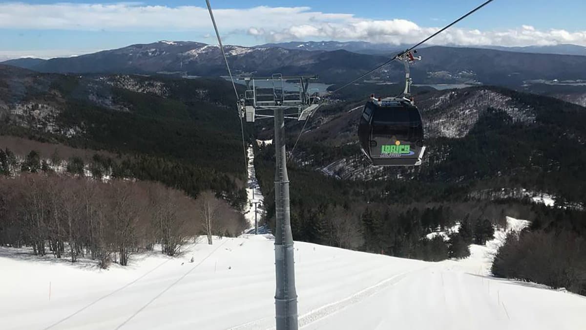 Neve in Sila: riaprono le piste di Lorica, Camigliatello lavora a pieno ritmo